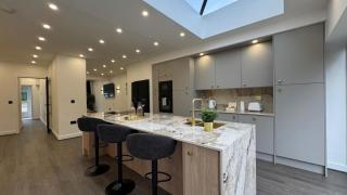 Stylish 4Bed House - Garden - High Speed Internet - Parking 154R - 9