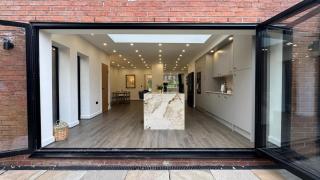 Stylish 4Bed House - Garden - High Speed Internet - Parking 154R - 0