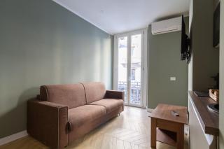 Shopping District - Central Station - Two Room - 6