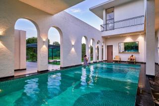 SaffronStays Elysian Retreat - 5BHK Luxury Villa in Alibaug with Pool, Jacuzzi, Lawn & Bonfire - 0