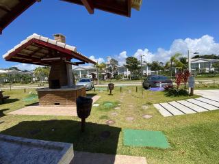 Casa em condomínio a 200m da praia em Arraial D'ajuda, com 3 suites, sala climatizada, área gourmet privativa, Internet 300MBPS, condomínio com piscinas adulto e infantil, sauna, quadra de beach tenis e portaria 24hrs. - 7