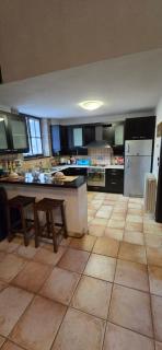 Panos Stone House - 6
