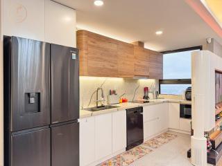 Armin Homes Corner 3 BRs with bathtub - 6