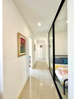 D'pristine 4 bedroom condo 1725 opposite Legoland and Medini mall - 6