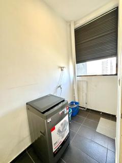 D'pristine 4 bedroom condo 1725 opposite Legoland and Medini mall - 5