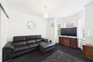 3 Bed House in Reading Area - 4