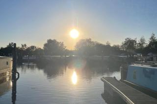 Short Stays on a Dutch Barge near Reading - 1