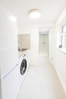 Brighton Centre 2BR Pier & Dome Free Parking - 5