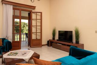 Selini Suite 2nd floor Panoramic Vineyard Views - 6