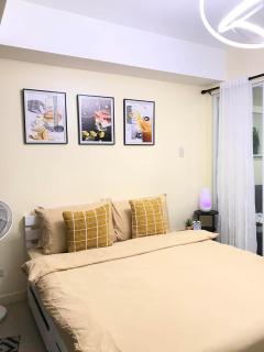 Positano Tower Beach view with PS4 - Azure Parañaque Resort - 9