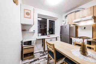 Cozy 3 Bed Apartment in Kaunas with Free Parking - 6