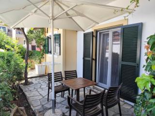 Grivas Apartments - 1