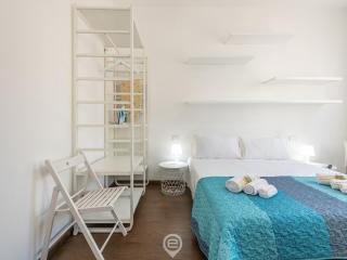 The White Studio - 1