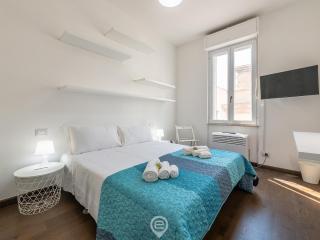 The White Studio - 0