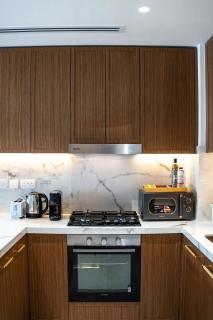 Airstay - Modern 1BR - Pool Views - Azizi 61 - Monthly Offer Available - 2