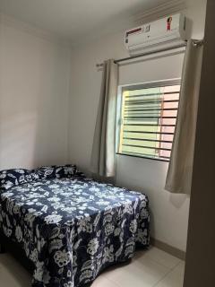 Casa 3 quartos, suite, 3 camas casal, 3 camas solteiro, banheiro social, área serviço, garagem, quintal, café da manhã - 5