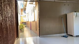 Casa 3 quartos, suite, 3 camas casal, 3 camas solteiro, banheiro social, área serviço, garagem, quintal, café da manhã - 1