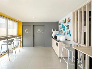 HOP INN Sakon Nakhon - 2