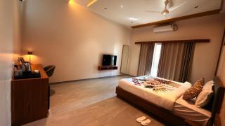 Gold Lion Resort - 3