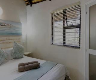 Banana Beach Club C5 - 8