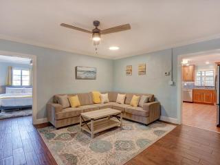 Sundial Inn Unit 2 - 7