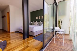 Capitalia Stylish Hideaway - 3