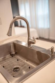 Peaceful Stay Near TX Med Ctr | Gated Parking! - 4