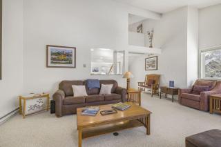 RMR: Mountain Ash 1 Condo in The AspensWilsonWY - 6