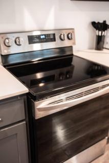 All You Need | Med Center Studio | Gated Parking! - 1