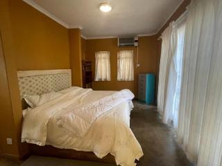 Kwa Ga Grace accomodation - 1