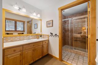 RMR: Three Bear Tracks Home in Teton Village - 3