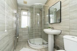Open Mind Property - Hottub, Sleeps10 & Parking - 6
