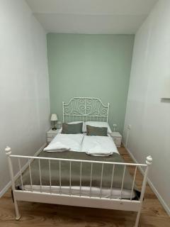 Amazing 2BR Apartment Free WIFI, Smart TV, Very Central - 7