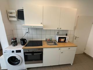 Amazing 2BR Apartment Free WIFI, Smart TV, Very Central - 6