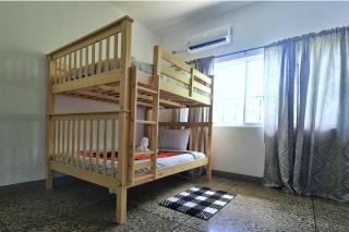 3 Bed Apartment - Garden Patio Bbq Parking - 9