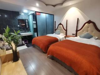 Fenghuang Ancient Town Lazy Cat Riverside Inn - 7