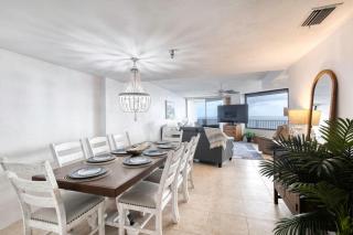 Paradise on the Beach Pool Stunning Views - 4