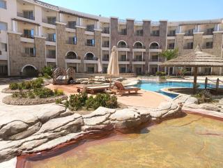 Royal Beach Resort - 6