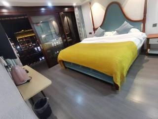 Fenghuang Ancient Town Lazy Cat Riverside Inn - 5