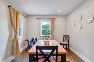 NEW 3BR Seconds to Blue Ridge Parkway-Cozy & Comfy - 5