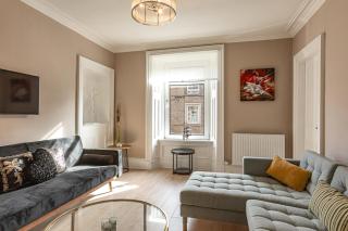 Vacant Nests The Princess Free parking Cental - Hawick - 5