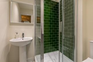 Vacant Nests The Princess Free Parking Cental - 6