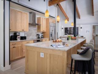 RMR: Summit Chalet Home in Teton Village - 7