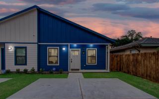 Blue Haven 3BR Near Downtown Airport Private Park - 0