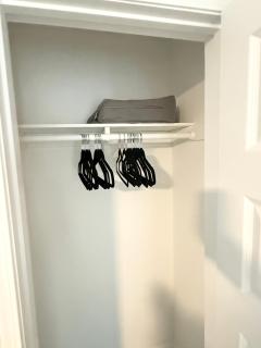 Bright, Cozy & Convenient - Minutes from UAB, Airport and Downtown Fun! - 2