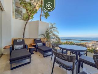 Two Story 2 BR Penthouse - Pool - Ocean View - 4