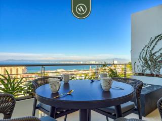 Two Story 2 BR Penthouse - Pool - Ocean View - 1