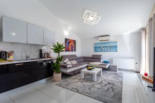 Apartment Sandi 2408 - 2