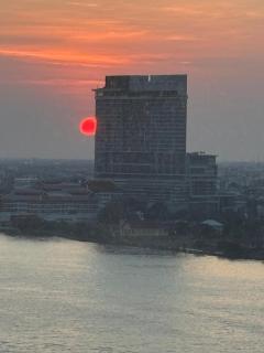 Stunning Riverside Apartment Bangkok City Centre - 3