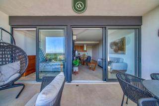 Oceanfront 2BR Condo -Private Balcony - Beach - 9